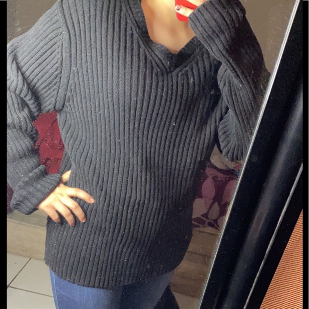 Mens crewneck